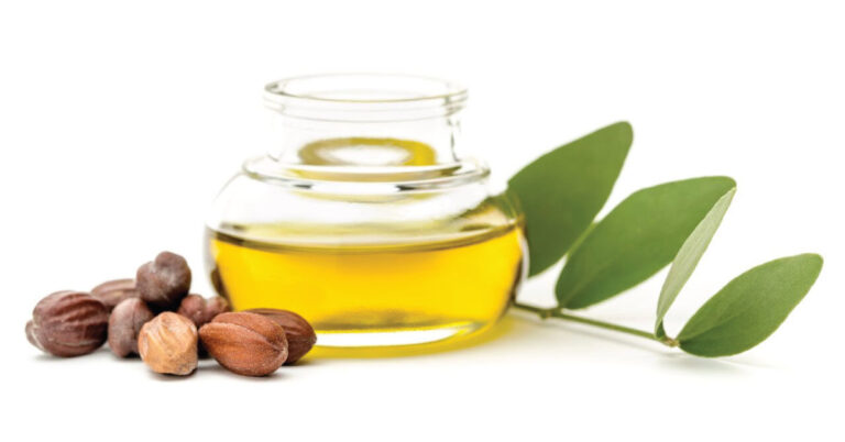 Top 5 Ways to Use Jojoba Oil to Treat Acne