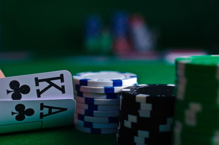 <strong>Analyzing the Odds of Winning at Online Casino Games</strong>