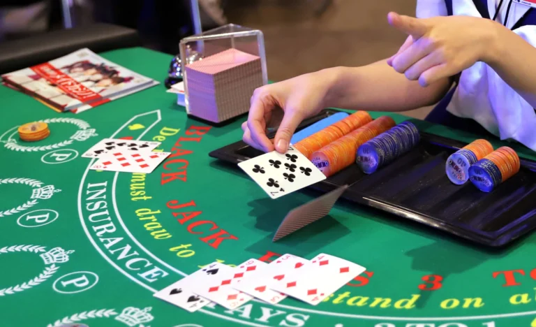 The A-to-Z Guide on How to Play Blackjack in Online Casinos